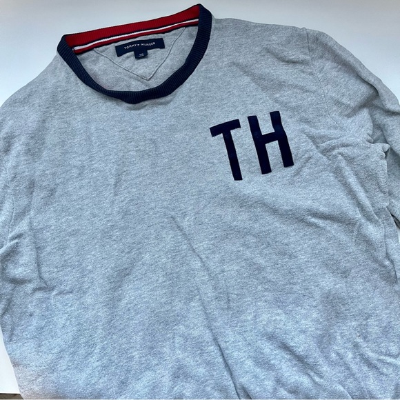 Vintage Tommy Hilfiger Sweater - Picture 2 of 5